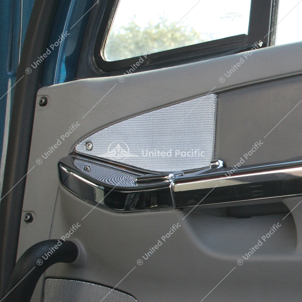 Freightliner Century (2003- 2008) and Columbia (2004- 2014) Chrome Triangular Speaker Cover- Passenger Side