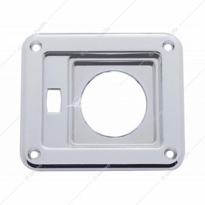 International Interior Dome Light Trim
