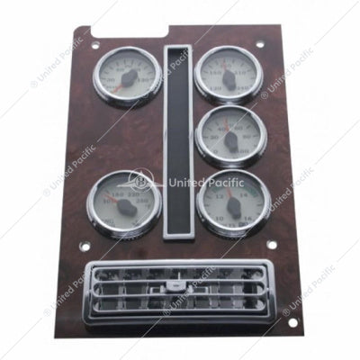 International Rect.Dash Trim Chrome