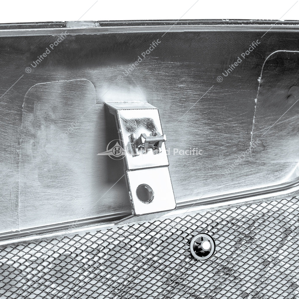 Freightliner Cascadia Chrome Mesh Grille for 2018-2024