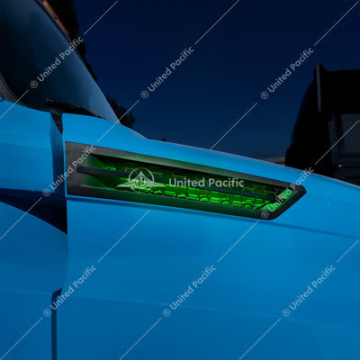 Passenger Intake Grill 18+ Cascadia
