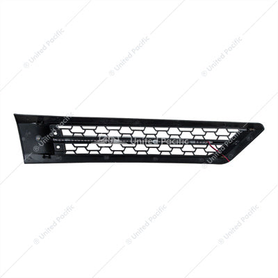 Passenger Intake Grill 18+ Cascadia