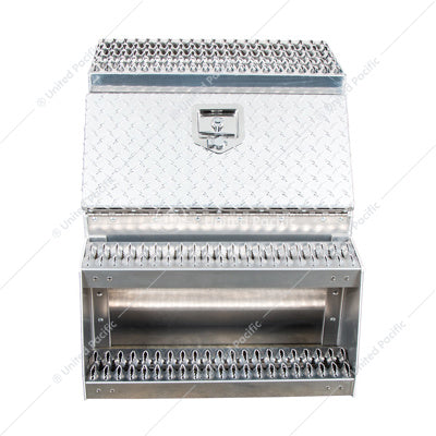24"L X 25"W X 28"H ALUMINUM STEP SADDLE BOX