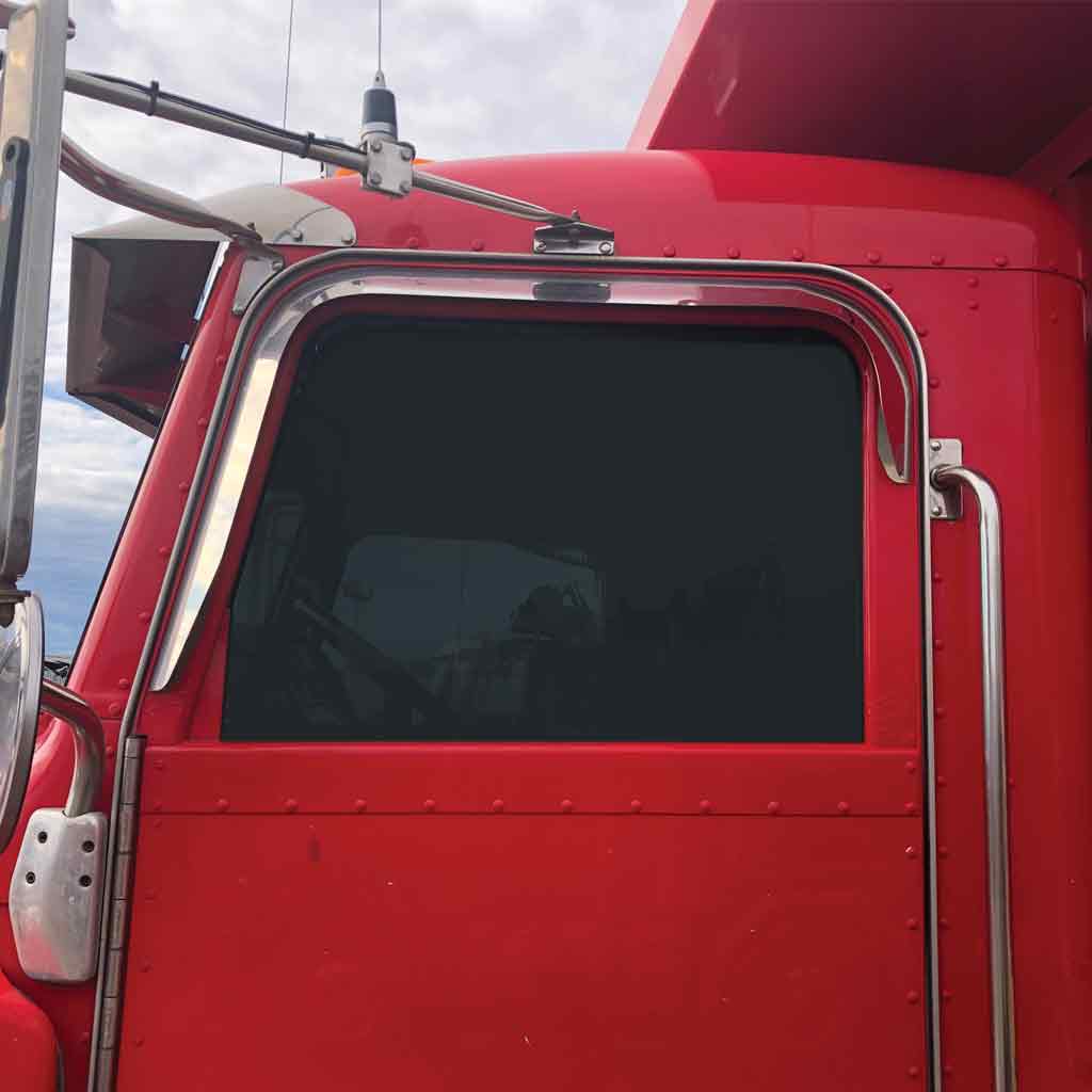 Peterbilt Door Window Air Deflector (2005+) – Without Mirror Cutout