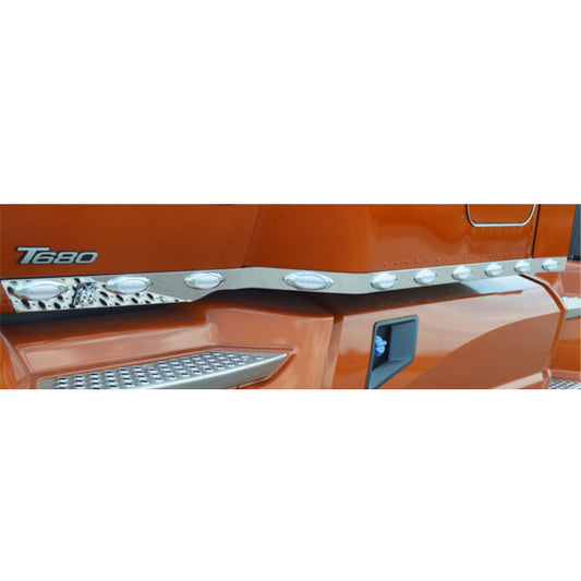 Kenworth T680 Cab Panel W/M1A/C