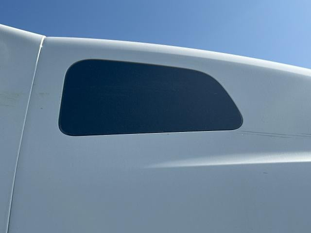 Peterbilt 579 Sleeper Upper Window Trim 2024 &Up